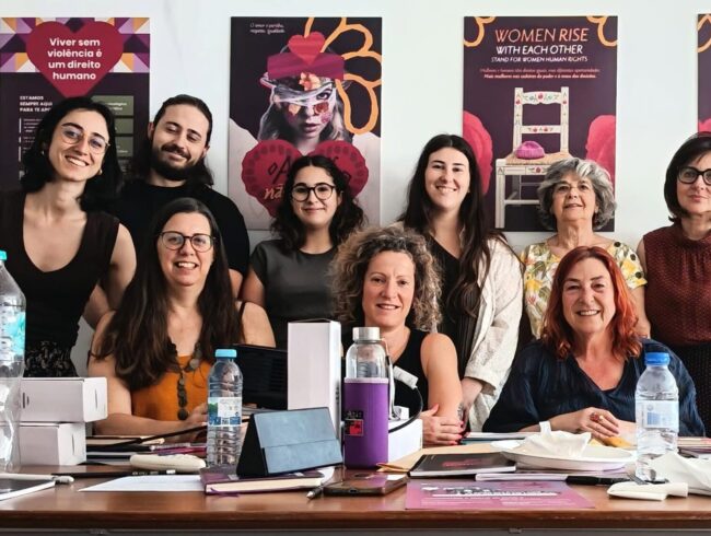 Duas ações de formação em Évora no âmbito do projeto bE_SAFE: prevenção e resposta à ciberviolência contra raparigas e mulheres